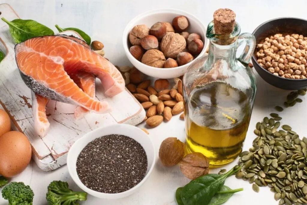 Omega 3, 6, 9 là nhóm axit béo không bão hòa cần thiết cho cơ thể