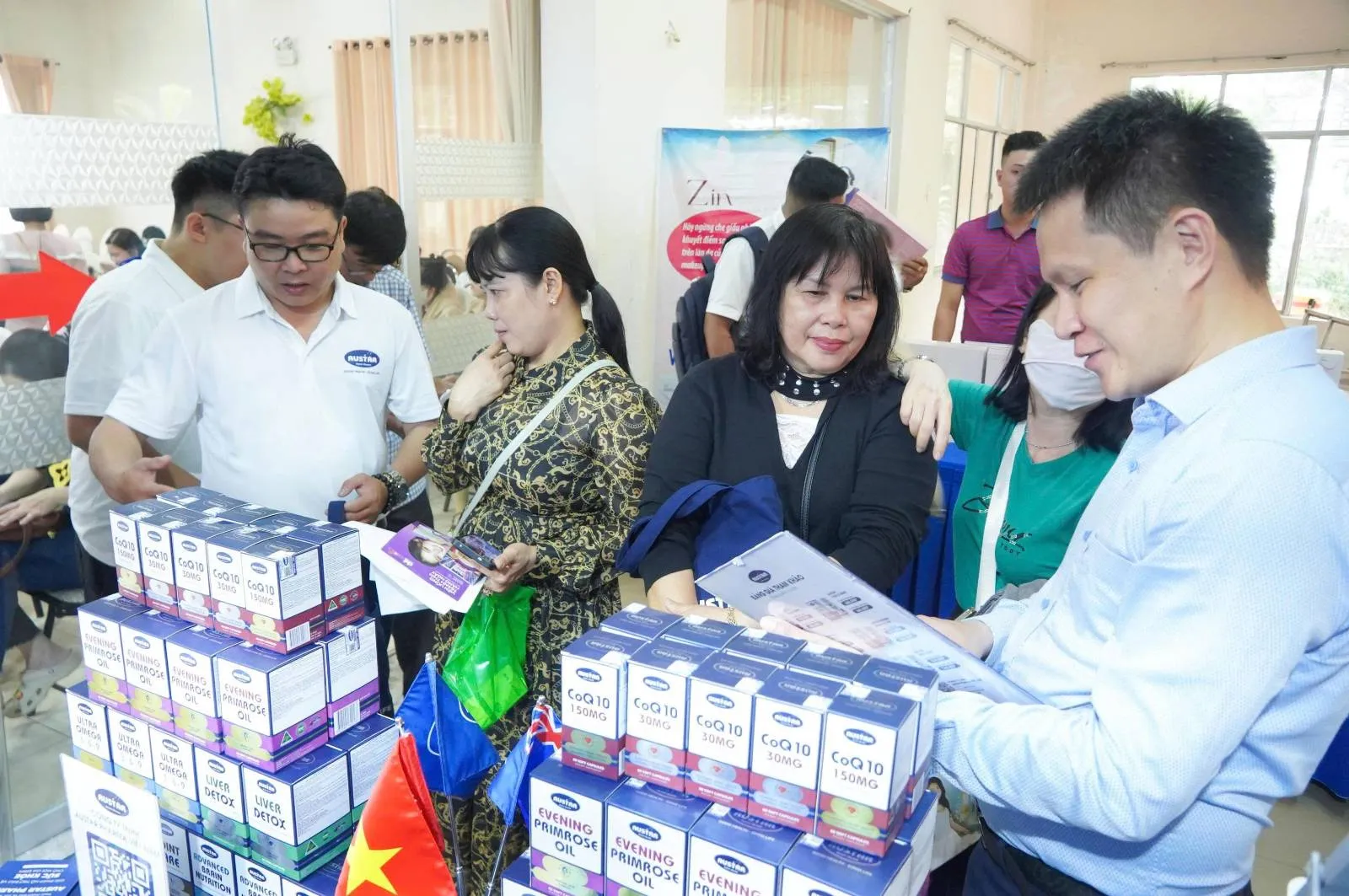 Austar Pharma Việt Nam chúc mừng thành công hội thảo chuyên đề “Giảm ham muốn tình dục – Bệnh trầm cảm thời kỳ mãn kinh” tại TP. Cần Thơ 3 image 2025 10 27 162251-Austar-pharma