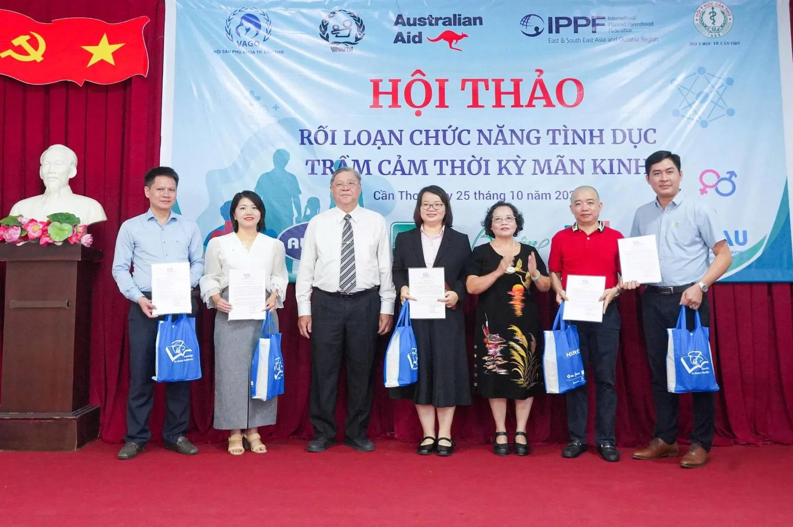 Austar Pharma Việt Nam chúc mừng thành công hội thảo chuyên đề “Giảm ham muốn tình dục – Bệnh trầm cảm thời kỳ mãn kinh” tại TP. Cần Thơ 10 image 2025 10 27 162303 1-Austar-pharma